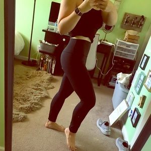 Wunder Under 7/8 Full on Luxtreme